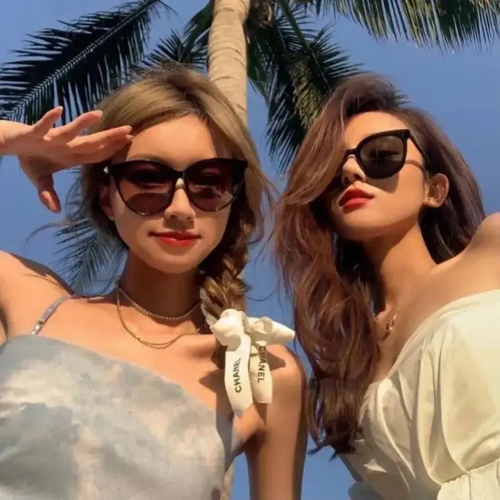 大地在波动 封面
